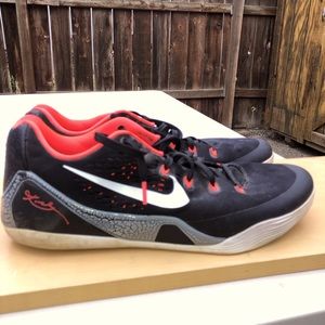 Nike Kobe 9 EM Low